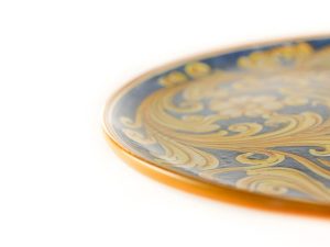 Piatto in Maiolica di Caltagirone decorato a mano